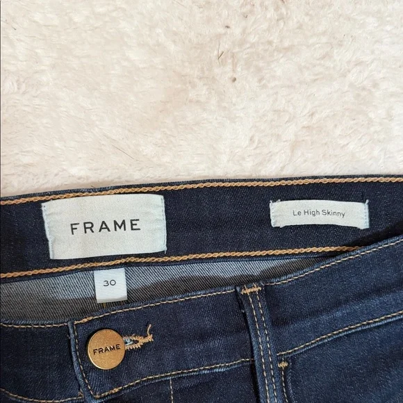 Frame Le High Skinny Jeans in Dark Blue Wash - Picture 3 of 8